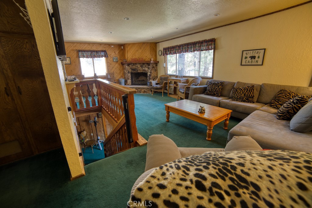 489 Hillen Dale Property Photo 14