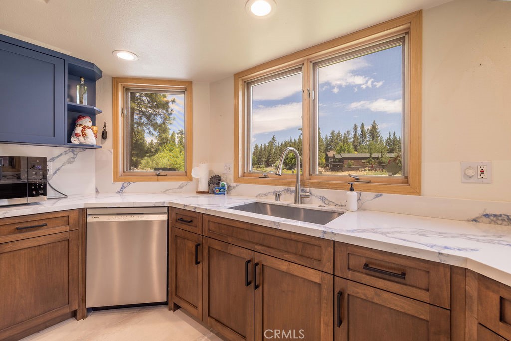 40034 Lakeview Property Photo 11