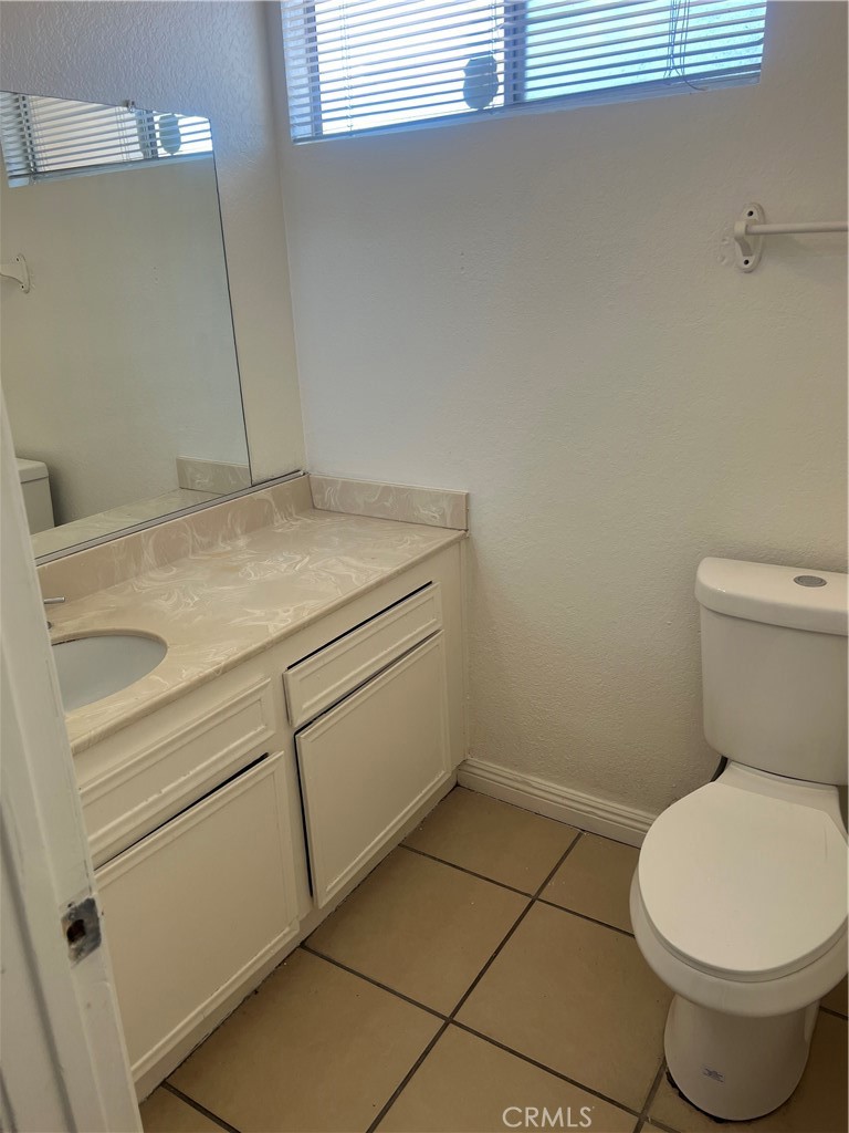 1480 E Marshall 28 Property Photo 8