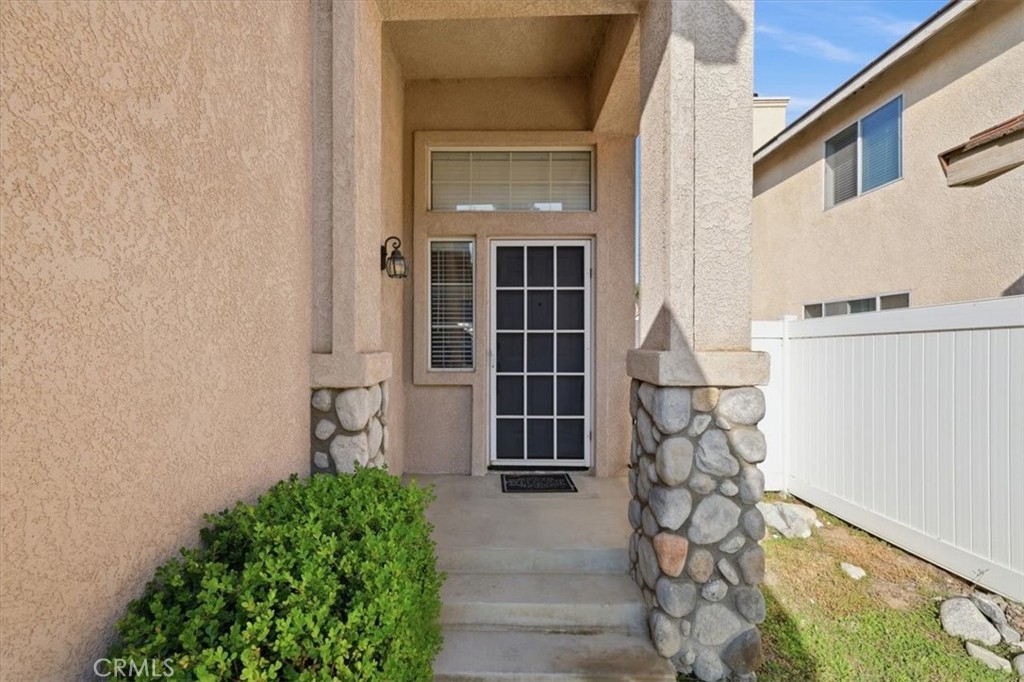 930 Primrose Property Photo 3