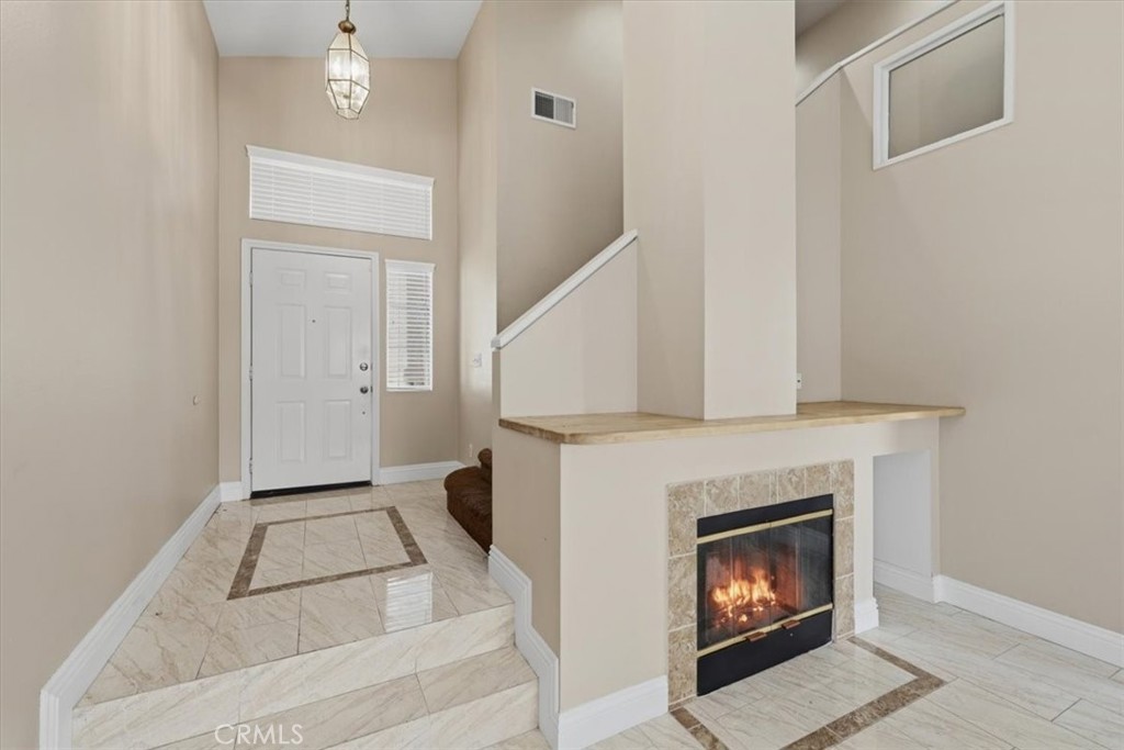 930 Primrose Property Photo 4