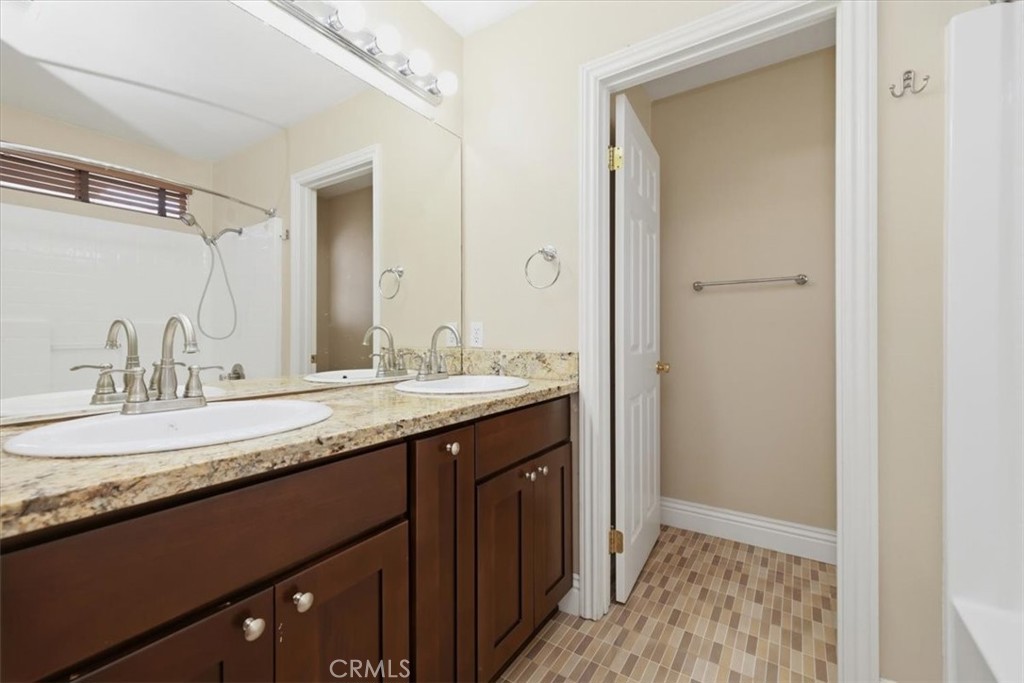 930 Primrose Property Photo 18