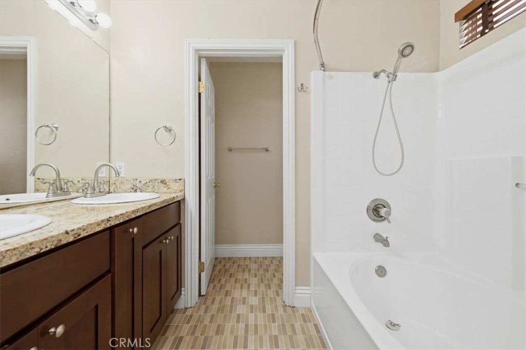 930 Primrose Property Photo 19