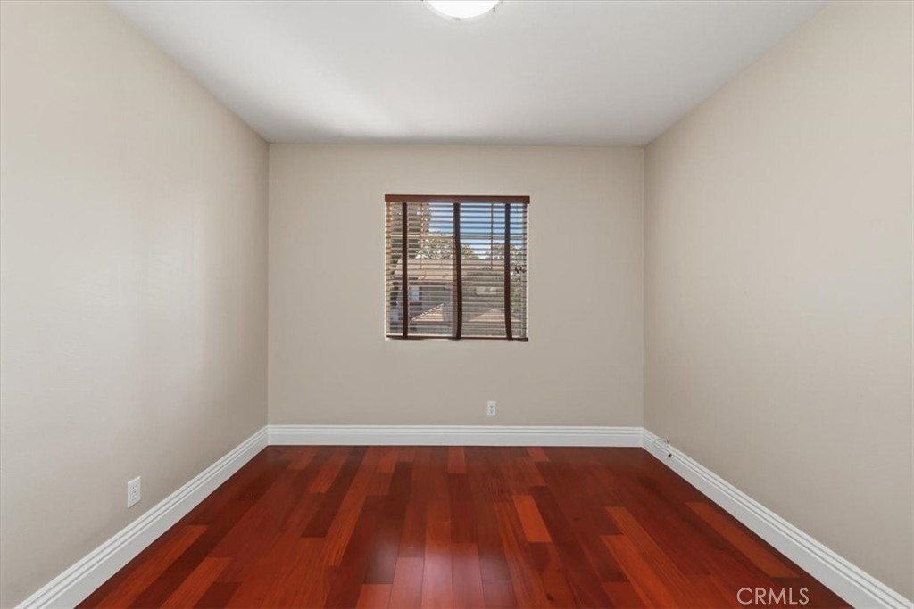 930 Primrose Property Photo 21