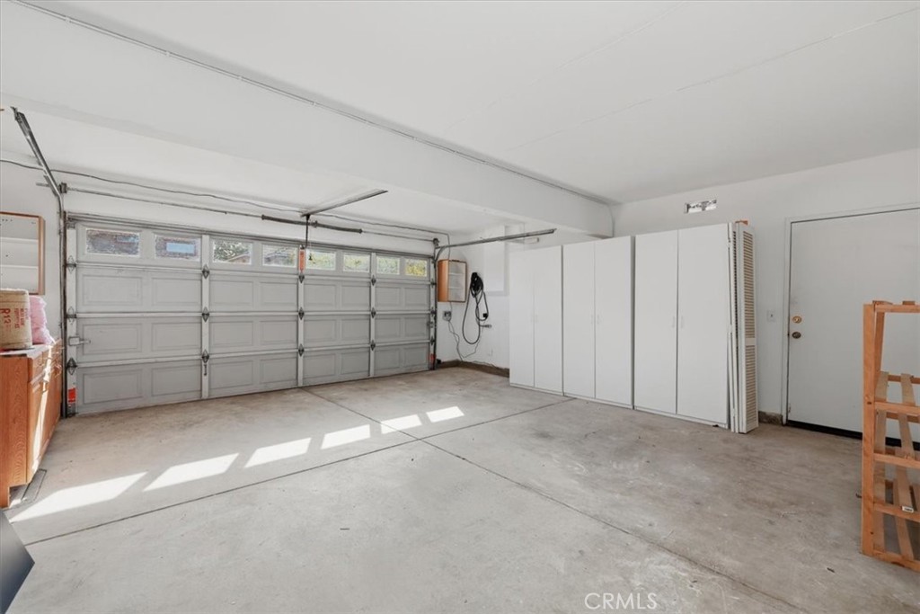 930 Primrose Property Photo 24