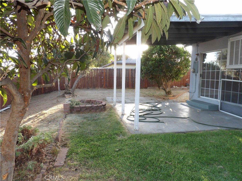 27123 Stratford Street Property Photo 12