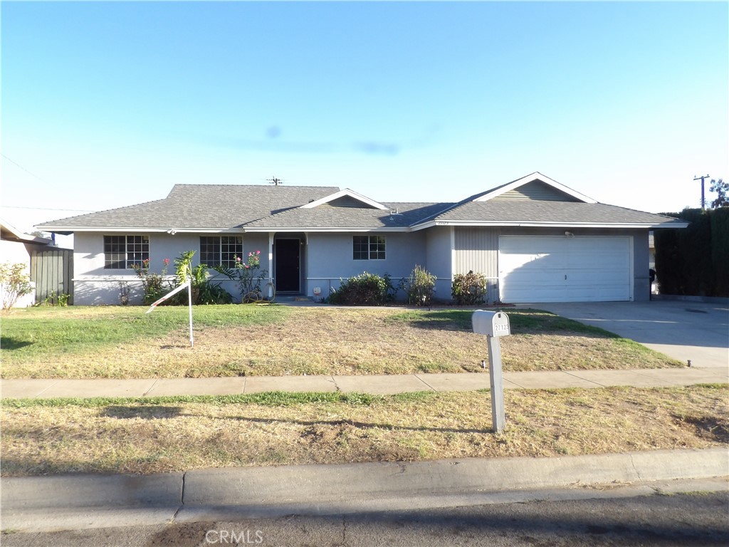27123 Stratford Street Property Photo 13