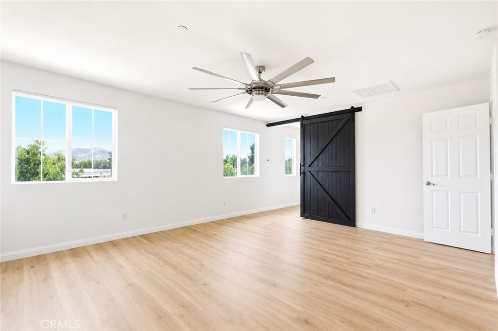 457 Cimarron Property Photo 16