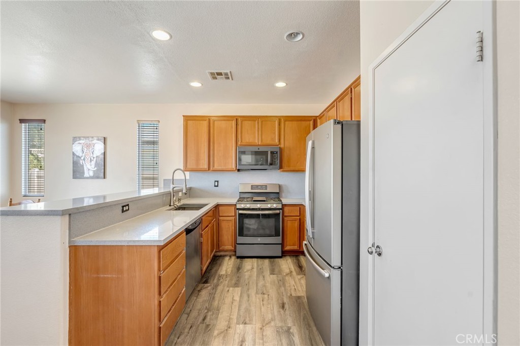15808 Horizon Way Property Photo 6