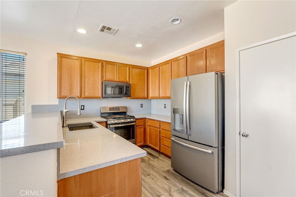15808 Horizon Way Property Photo 7