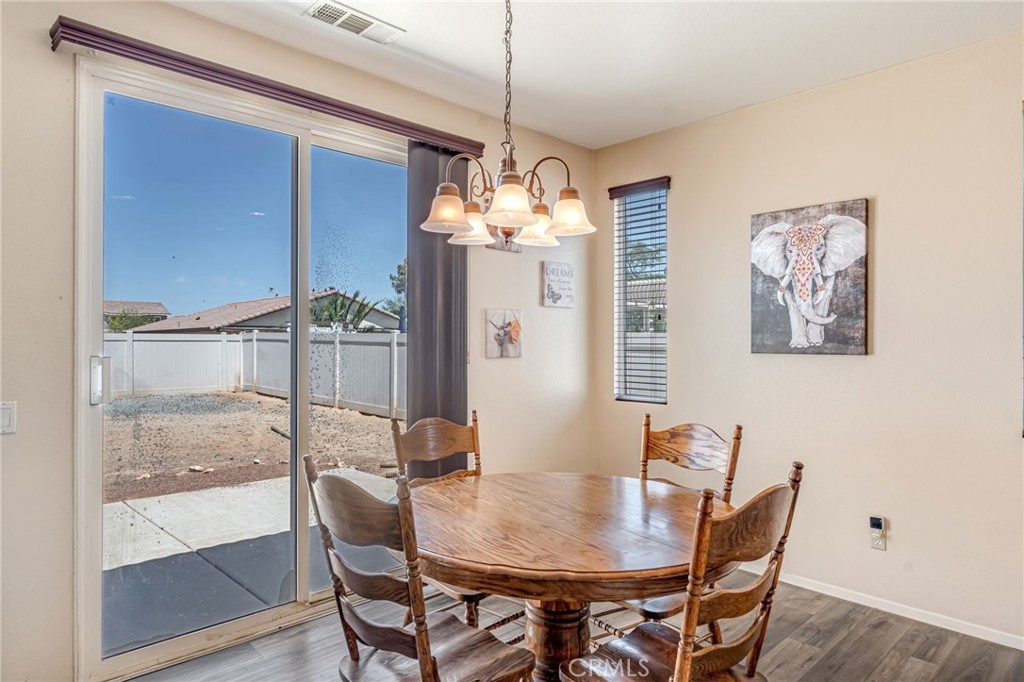 15808 Horizon Way Property Photo 9