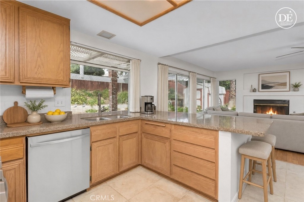 12823 Daisy Court Property Photo 10