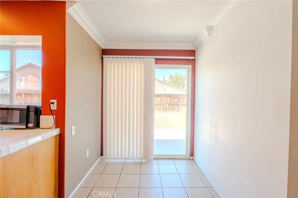 1060 Pertano Property Photo 17