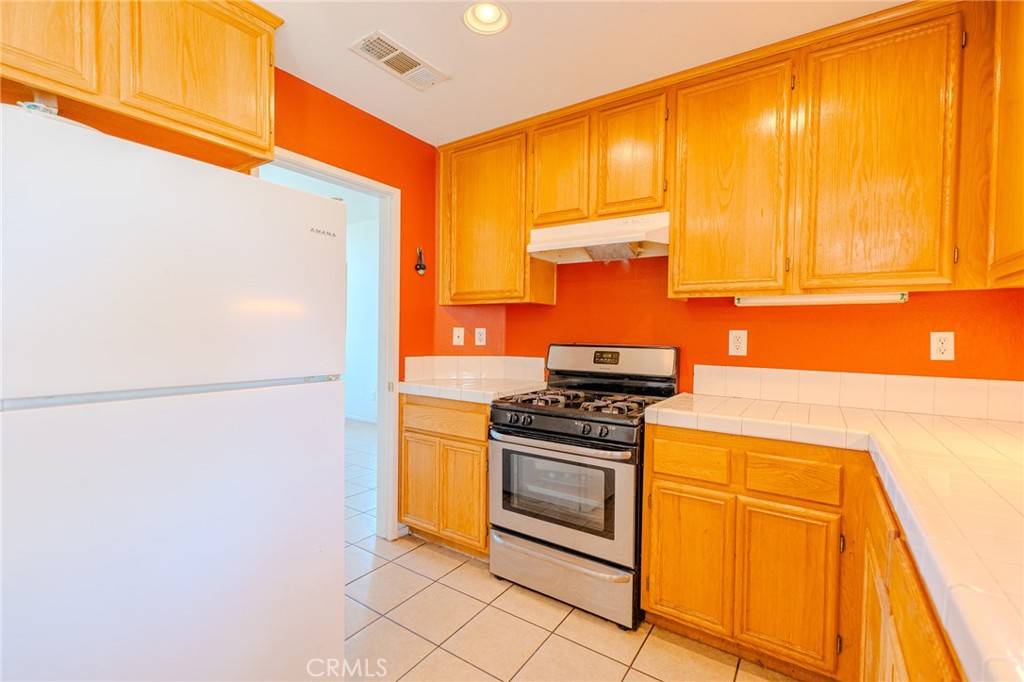1060 Pertano Property Photo 24