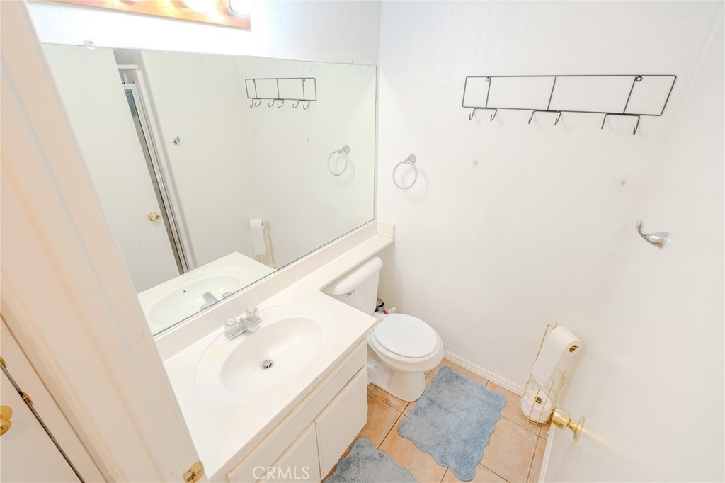1060 Pertano Property Photo 30