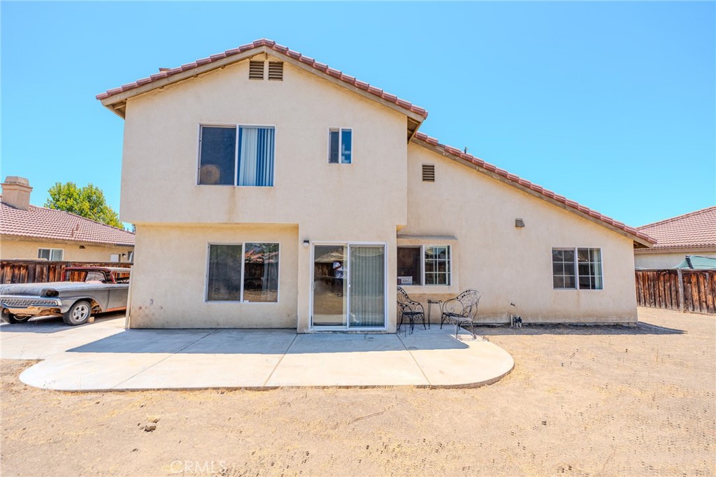 1060 Pertano Property Photo 42