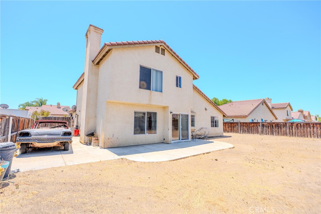 1060 Pertano Property Photo 43