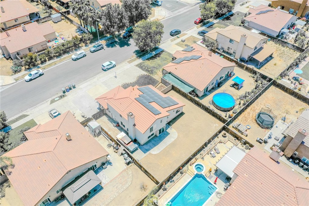 1060 Pertano Property Photo 53