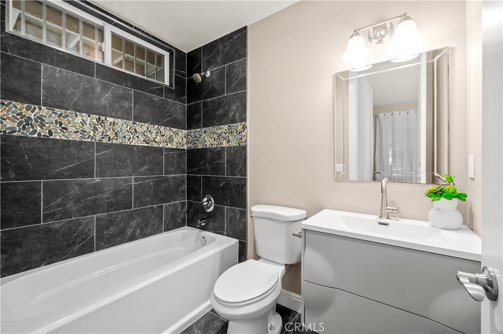 3858 Richwood Property Photo 26
