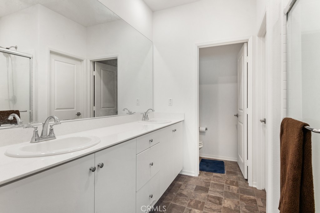5664 Kate Way 3 Property Photo 17
