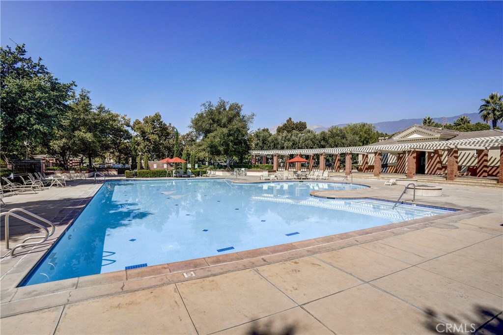 5664 Kate Way 3 Property Photo 25