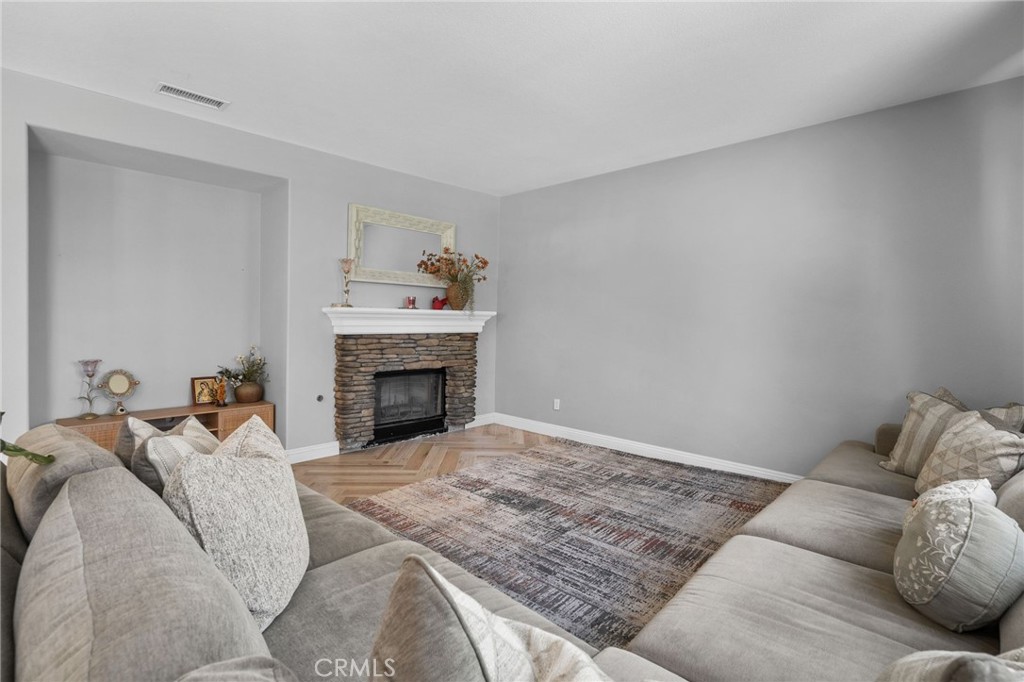 35464 Byron Trail Property Photo 6
