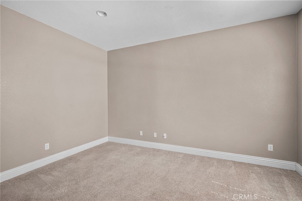 34041 Lily Road Property Photo 5