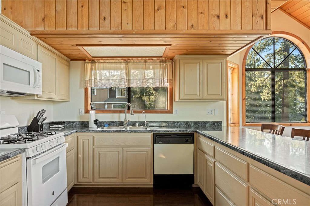 38822 Waterview Property Photo 13