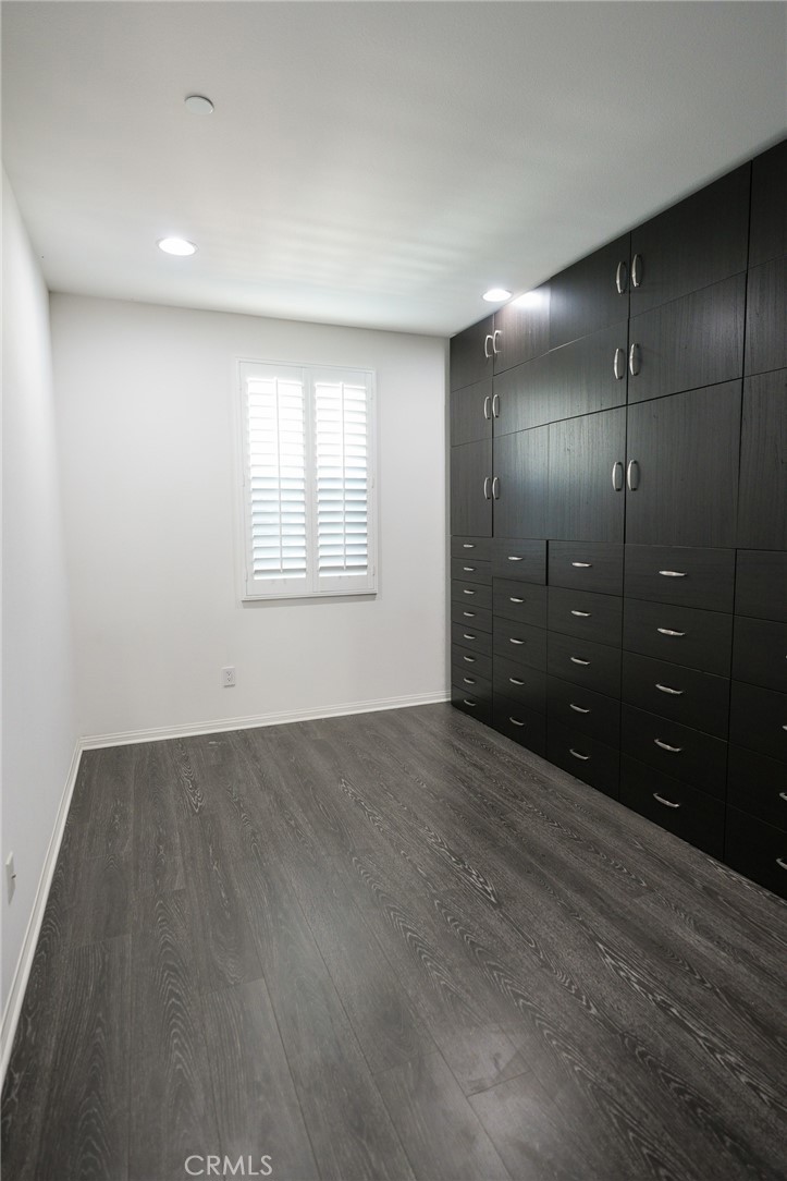 181 E Commercial Property Photo 8