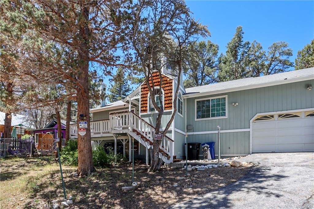 252 Riverside Property Photo 1