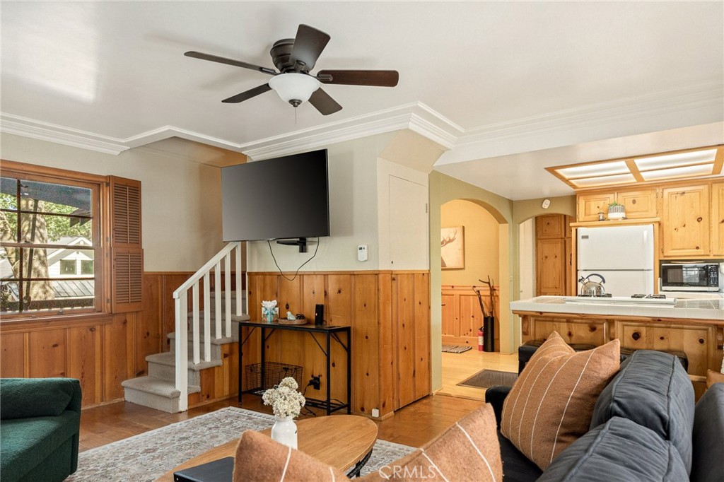 380 Hemlock Property Photo 19