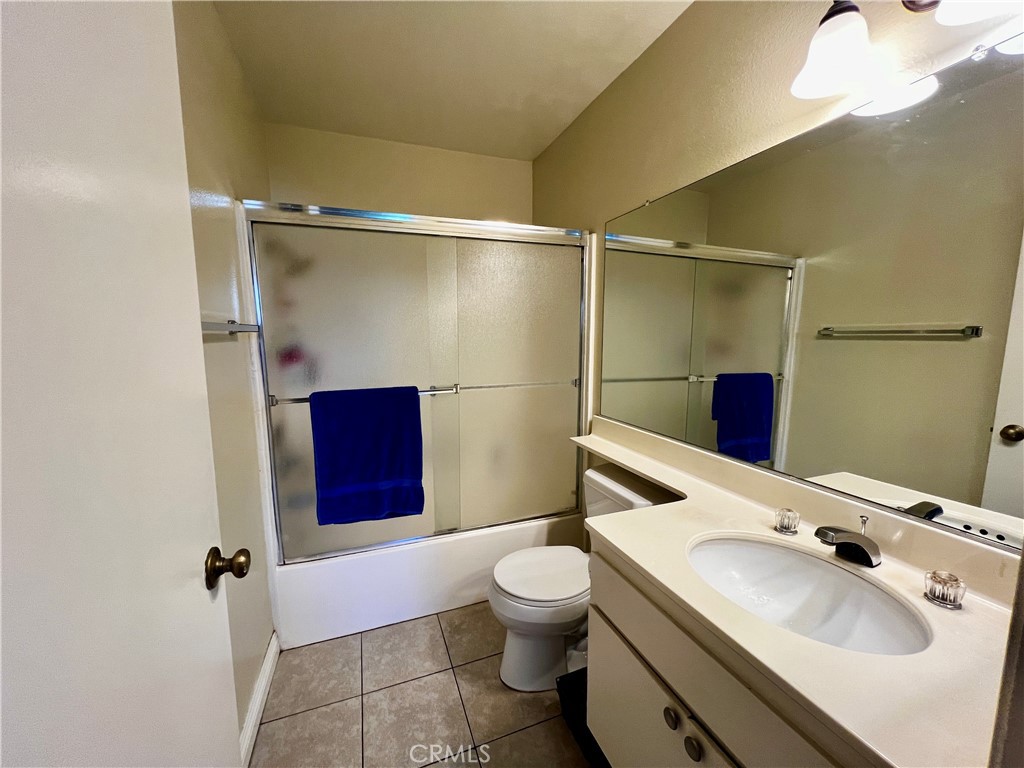 16520 Greystone Drive 119 Property Photo 14