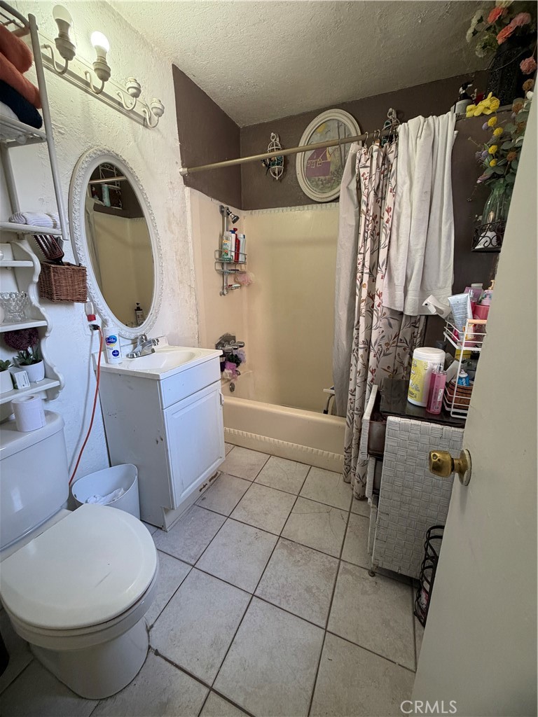 257 Highland Property Photo 5