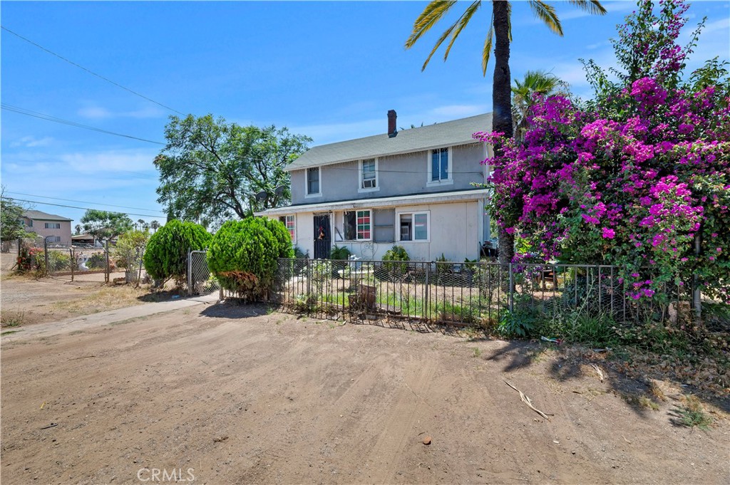 257 Highland Property Photo 9