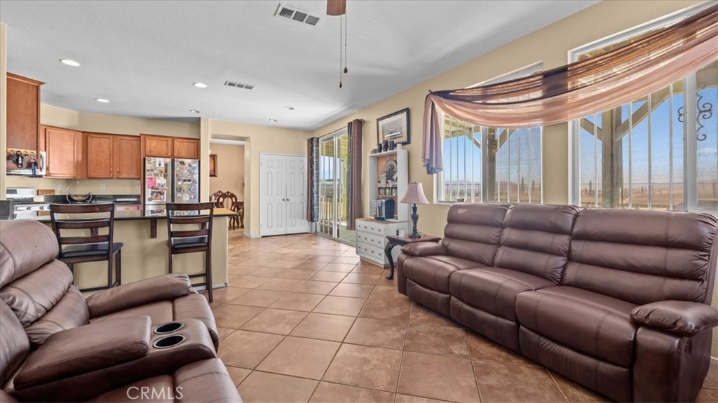 17681 View Mount Court Property Photo 6