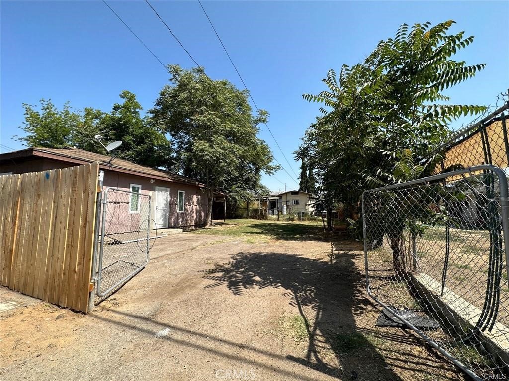 515 Crawford Street Property Photo 12