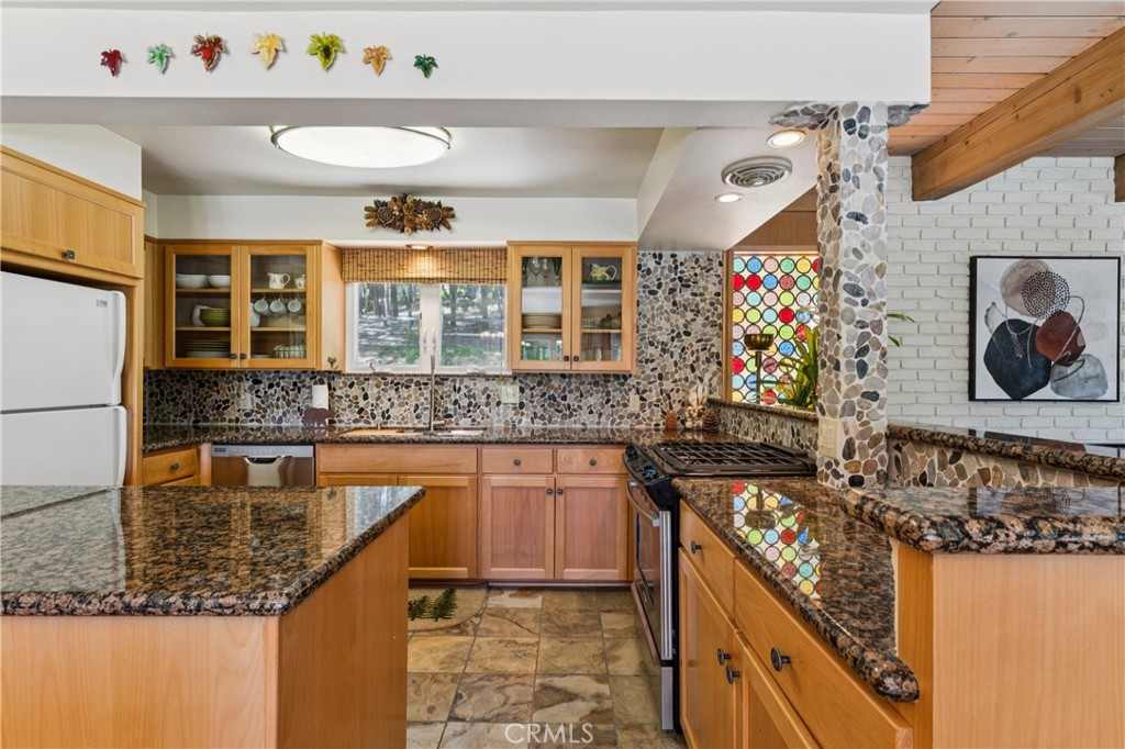 27711 Hamiltair Drive Property Photo 17