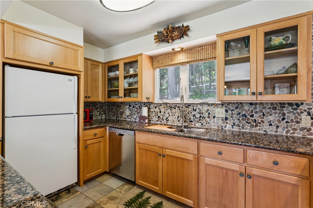 27711 Hamiltair Drive Property Photo 18