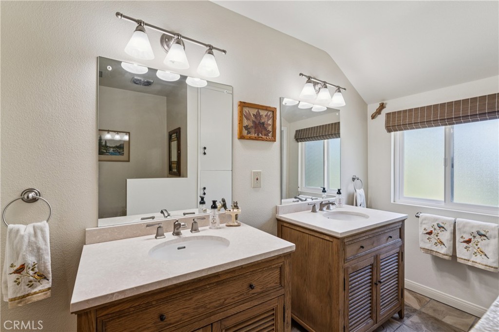 27711 Hamiltair Drive Property Photo 32