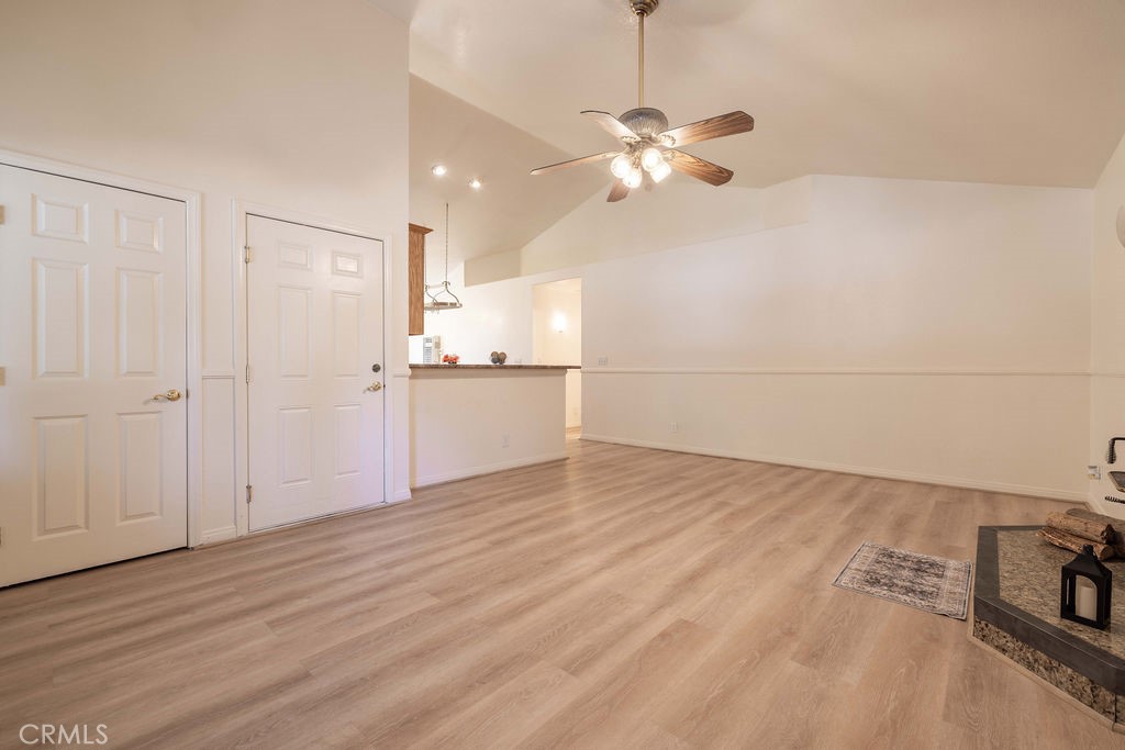 451 Maple Property Photo 5