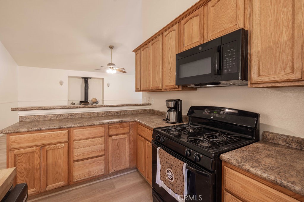 451 Maple Property Photo 7