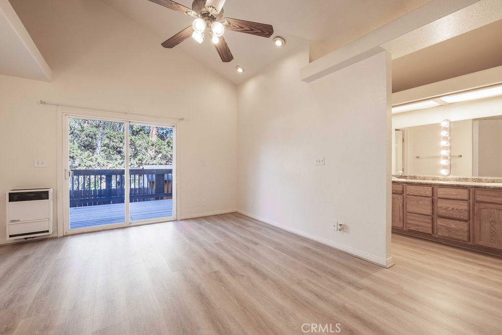 451 Maple Property Photo 16