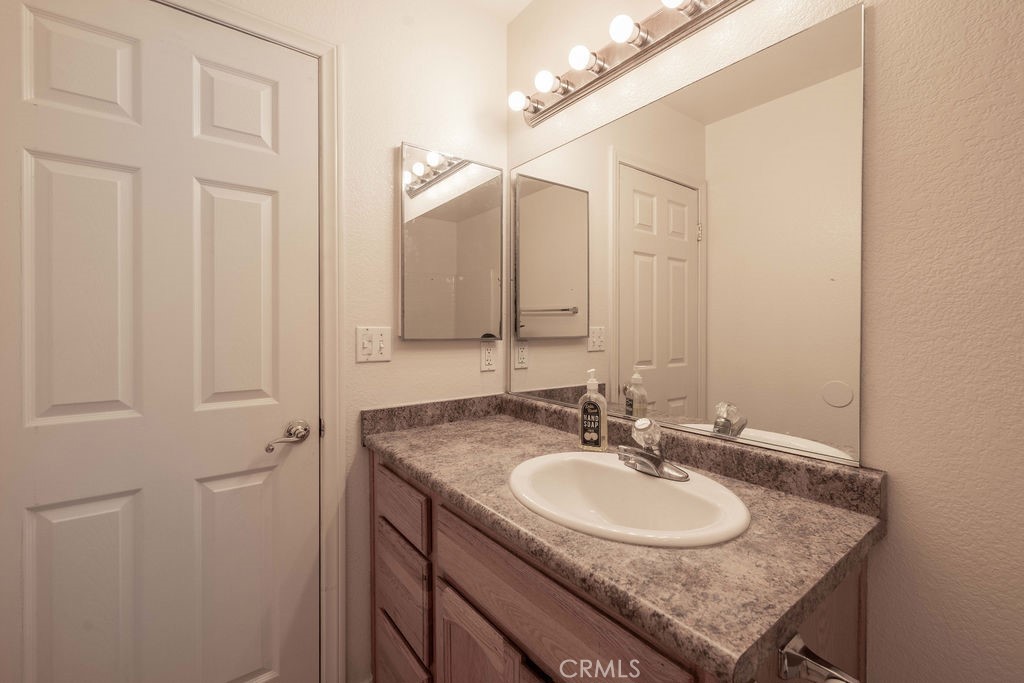451 Maple Property Photo 18