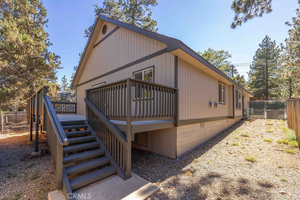 451 Maple Property Photo 27