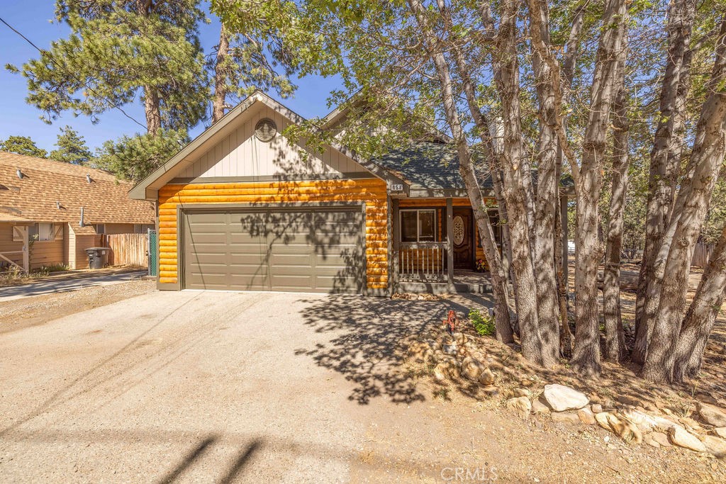 451 Maple Property Photo 28