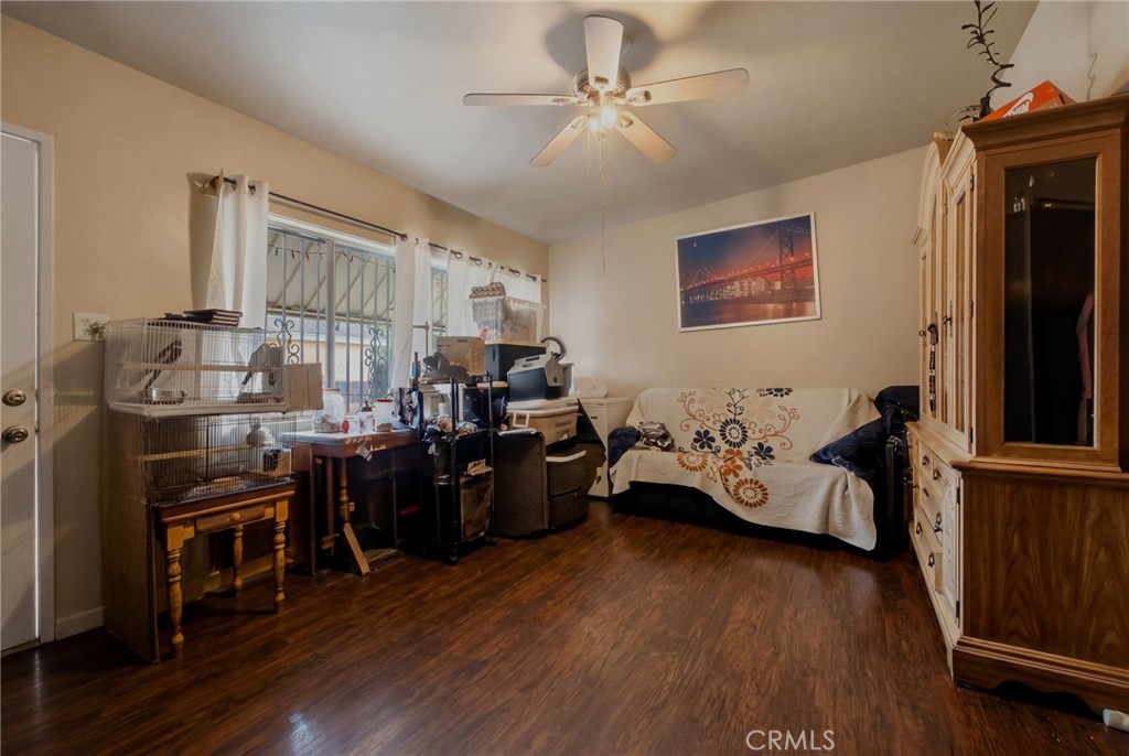 538 S Fetterly Avenue Property Photo 13