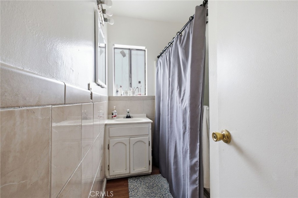 538 S Fetterly Avenue Property Photo 31