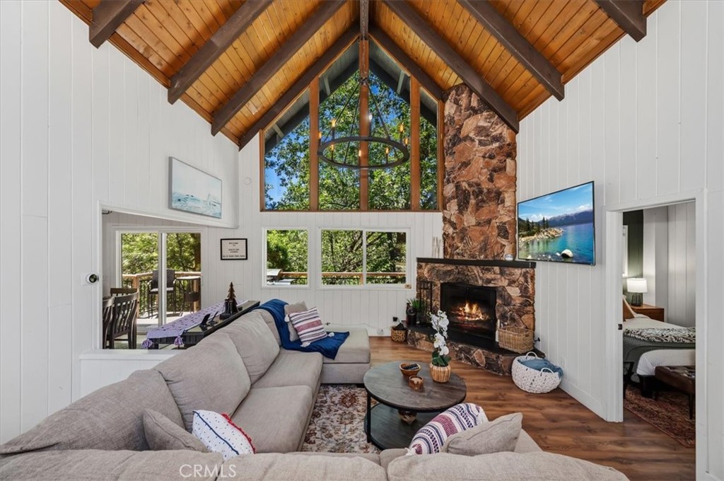 27809 North Bay Property Photo 4