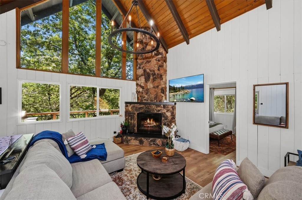 27809 North Bay Property Photo 5