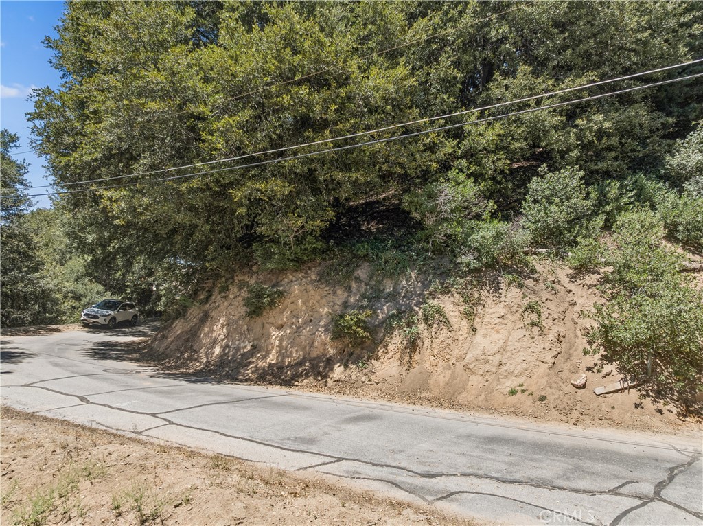 2727 Delle Property Photo 7